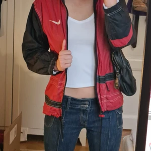 Vindjacka - Fraktar eller möts på Södermalm!