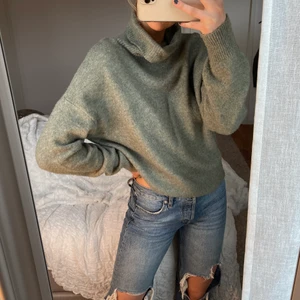 Stickad polo - Använd 1 gång!!! 💕💕💕 