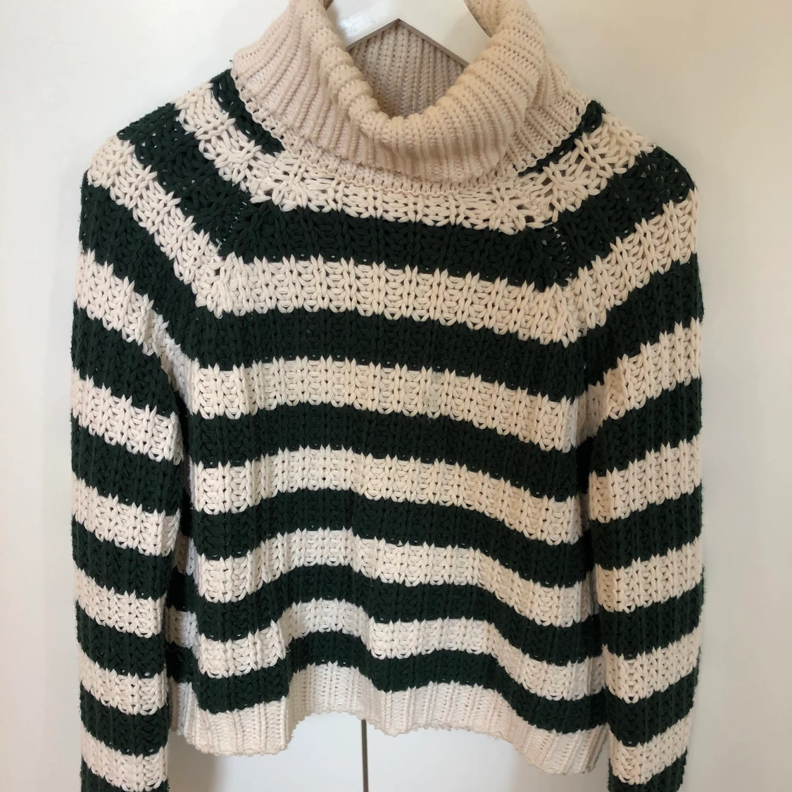 Stickad polotröja 