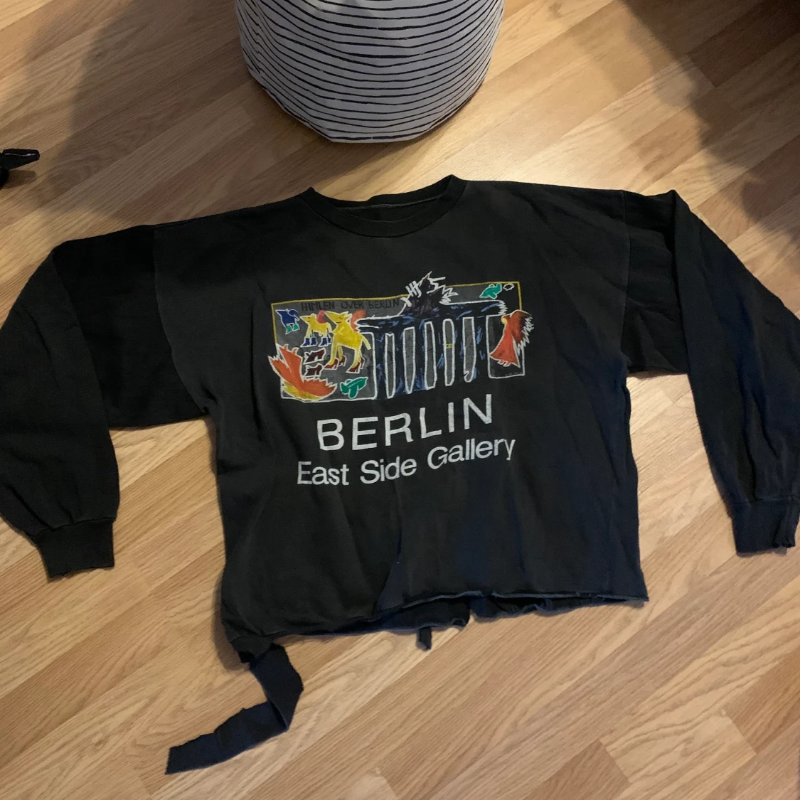 Berlin croptop sweatshirt size s/m