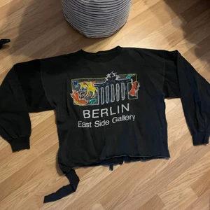Berlin croptop sweatshirt size s/m - As Clean Berlin sweatshirt 