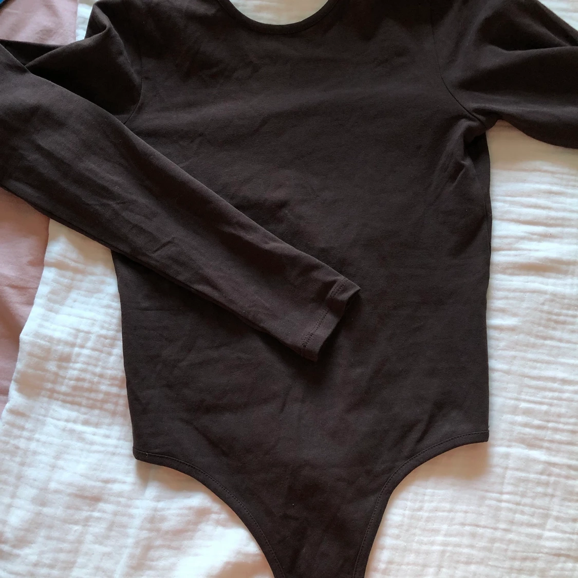 Brun NAKD Body med öppen rygg  - 90