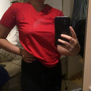 Tommy hilfiger  - Tommy hilfiger t-shirt. Bra skick!❤️❣️