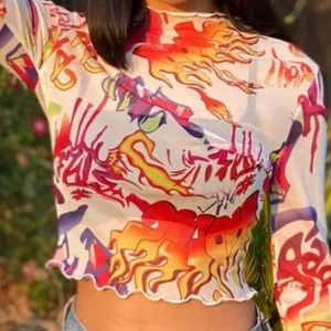 🦋topp🦋 - 🦋En super fin topp i storlek S🦋