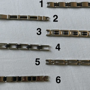 Armband silver/svart herr - ⚠️NUMMER 3 & 5 ÄR SÅLDA⚠️ 25 kr/st, kan posta men då betalar du frakt själv (skriv på dm för close-up bilder) 