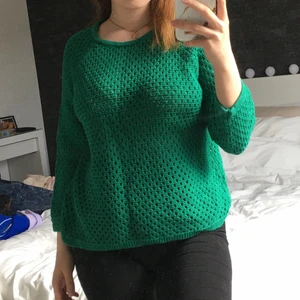 Grön stickad tröja M - Superfin tröja som aldrig kommer till användning, nästan som ny!🤍 