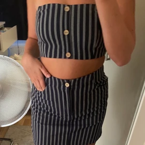 Set från pull & bear  - Somrigt set från pull & bear, super användbart! Frakt ingår🌸🌻