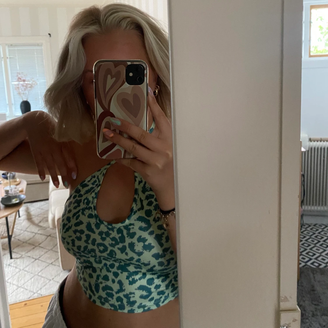 Grön tropp med snygg knytning