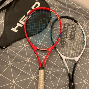 Tennisracket  - I väldigt bra skick båda två för 300kr och du för med fodralet