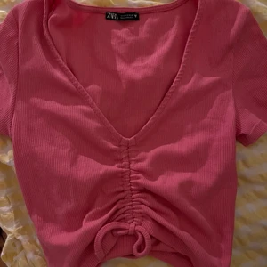 Zara topp - Snygg zara topp i storlek S. Köpare betalar för frakt!😙