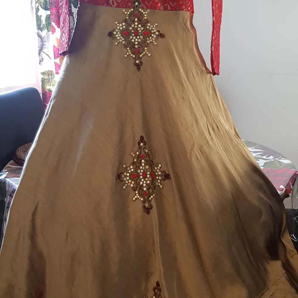 Indisk klänning . Klänningar.