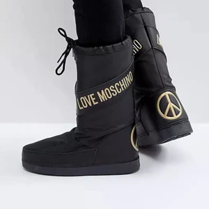 Love Moschino Snow Boots - Snow Boots size 37 -38 in great condition 