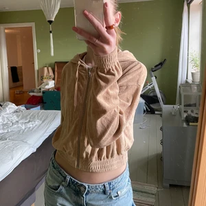 Beige kofta - Beige kofta som passar till allt