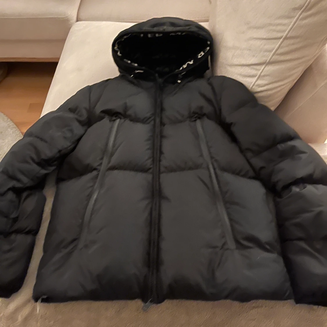 Moncler storlek 3