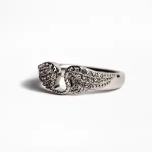 Söker denna ring från Zadig💘💘Skriv gärna om ni säljer ☺️