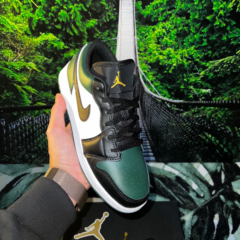 Air Jordan 1 Low ”Green Toe” 🦎 | Plick Second Hand
