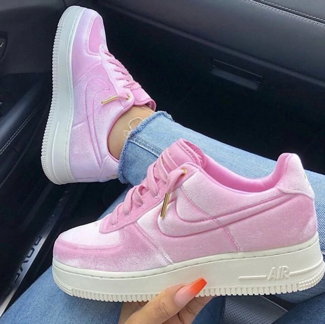 Nike air force pink