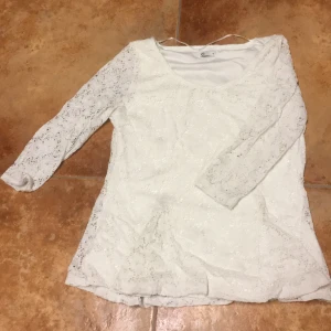 Halvlångärmad tröja - Gullig