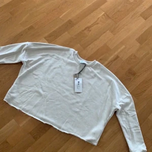 Tröja från Nakd - Tröja från nakd, aldrig använd!