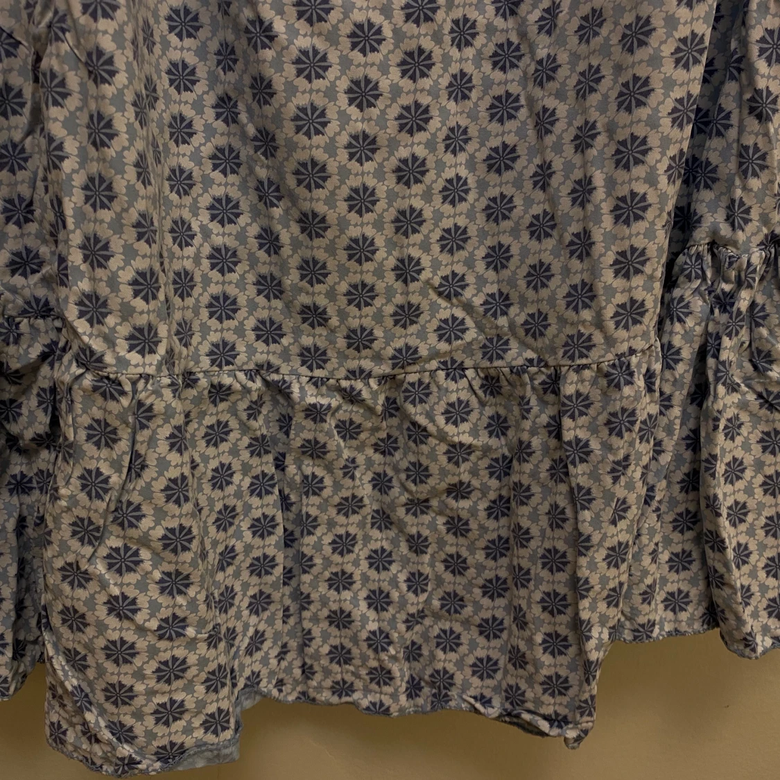 Ljusblå och vit sommarklänning  - 91