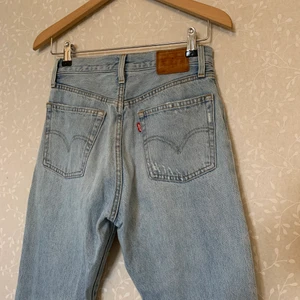 Levis 501  - Levis 501 storlek W25 L28. Pris går att förhandla!