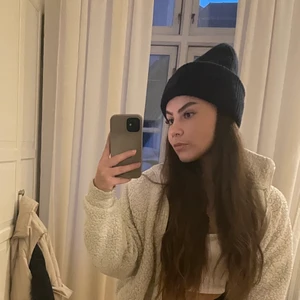 Acne mössa pansy - Använd en säsong, fint skick. Unisex modell. 