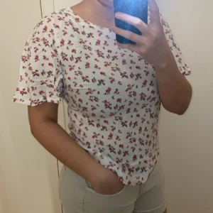 Topp från Lager 157 - Topp från Lager 157 i storlek S helt oanvänd 