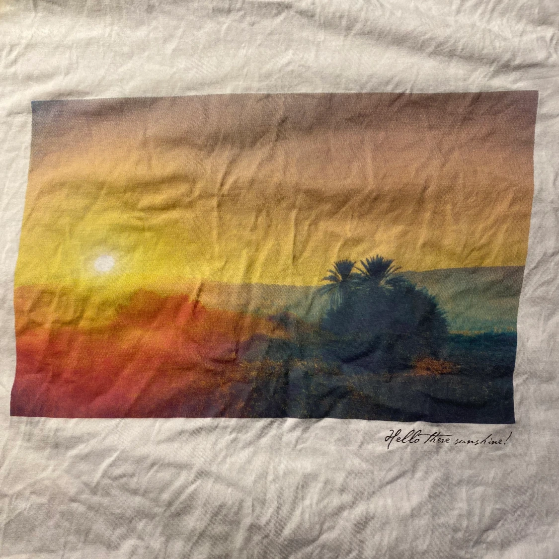 T-shirt tröja vit med tryck, vit sol  - 91