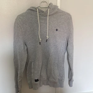 Morris hoddie - Morris hoddie knappt använd storlek S 