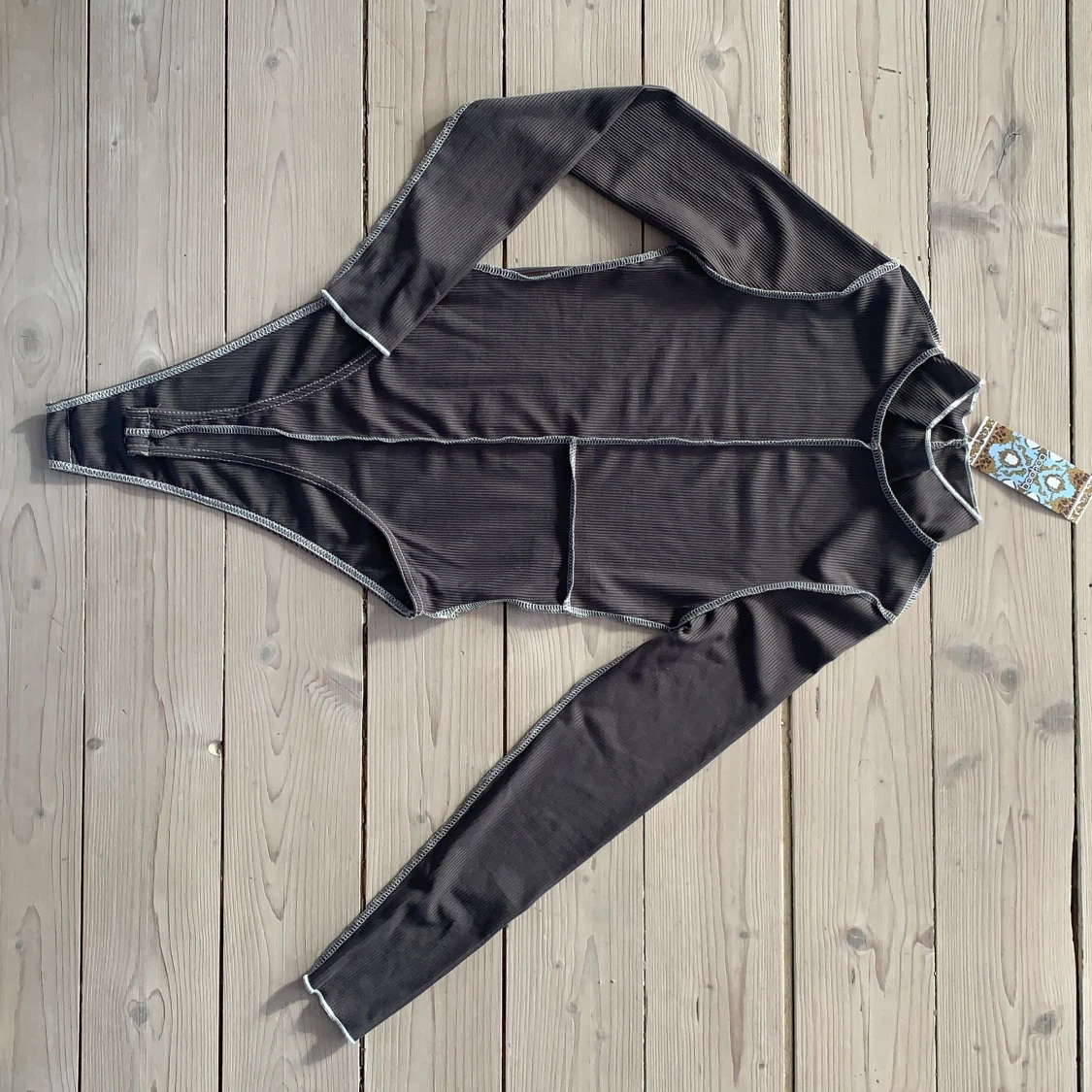 Boohoo long sleeve contrast stitch  - 91