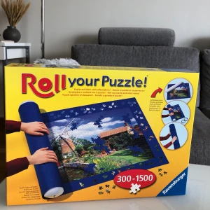 Ny Pusselmatta Roll your Puzzle -  •Pusselmatta för upp till 1500 bitar •Nypris 190 kr •Säljer för 100 kr 🚫Djurfritt och rökfritt hem 📍Kan mötes upp i Mölnlycke 📬Kan skickas mot fraktkostnad 