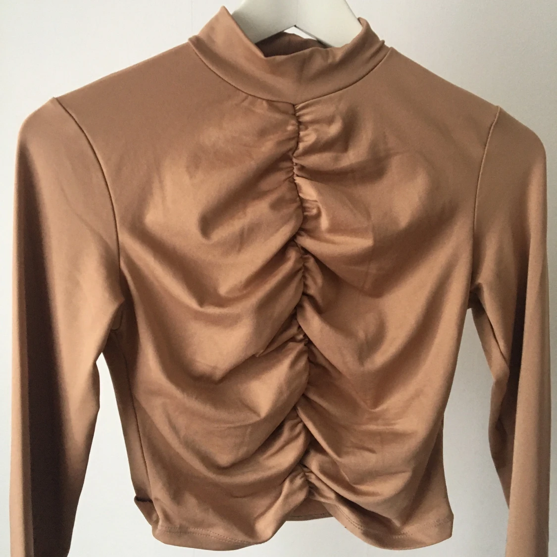 Ljusbrun top - storlek M - 90