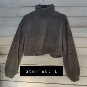 Tröja - Lurvig tröja oanvänd ✨