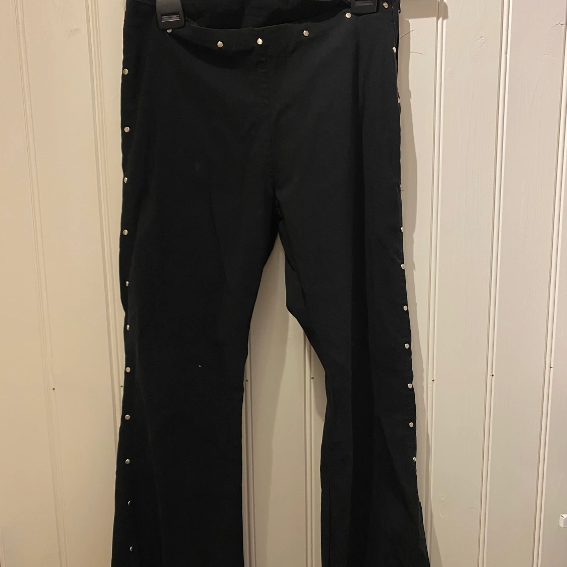 Jeans med nitar  - 90