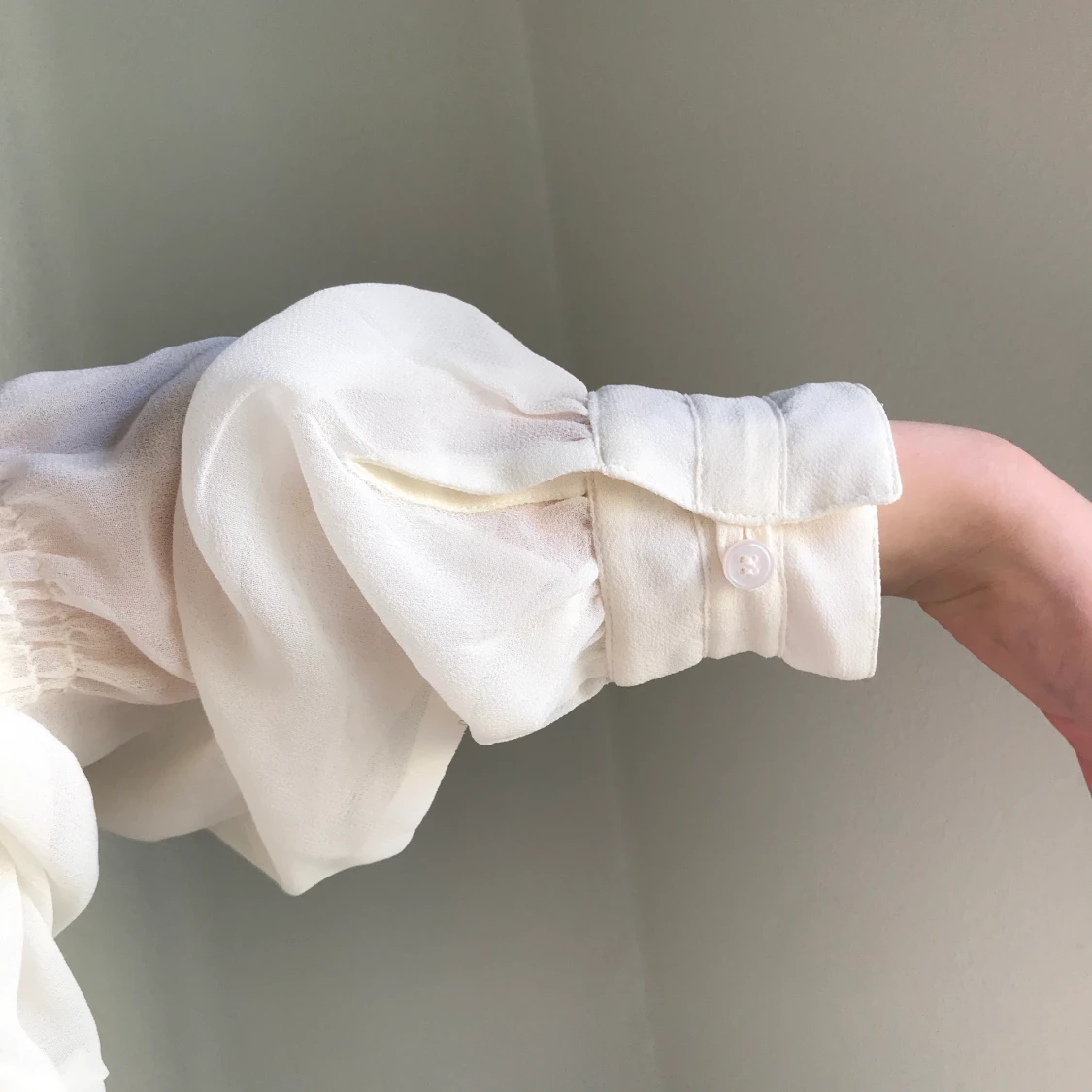 Blus med snörning  - 91