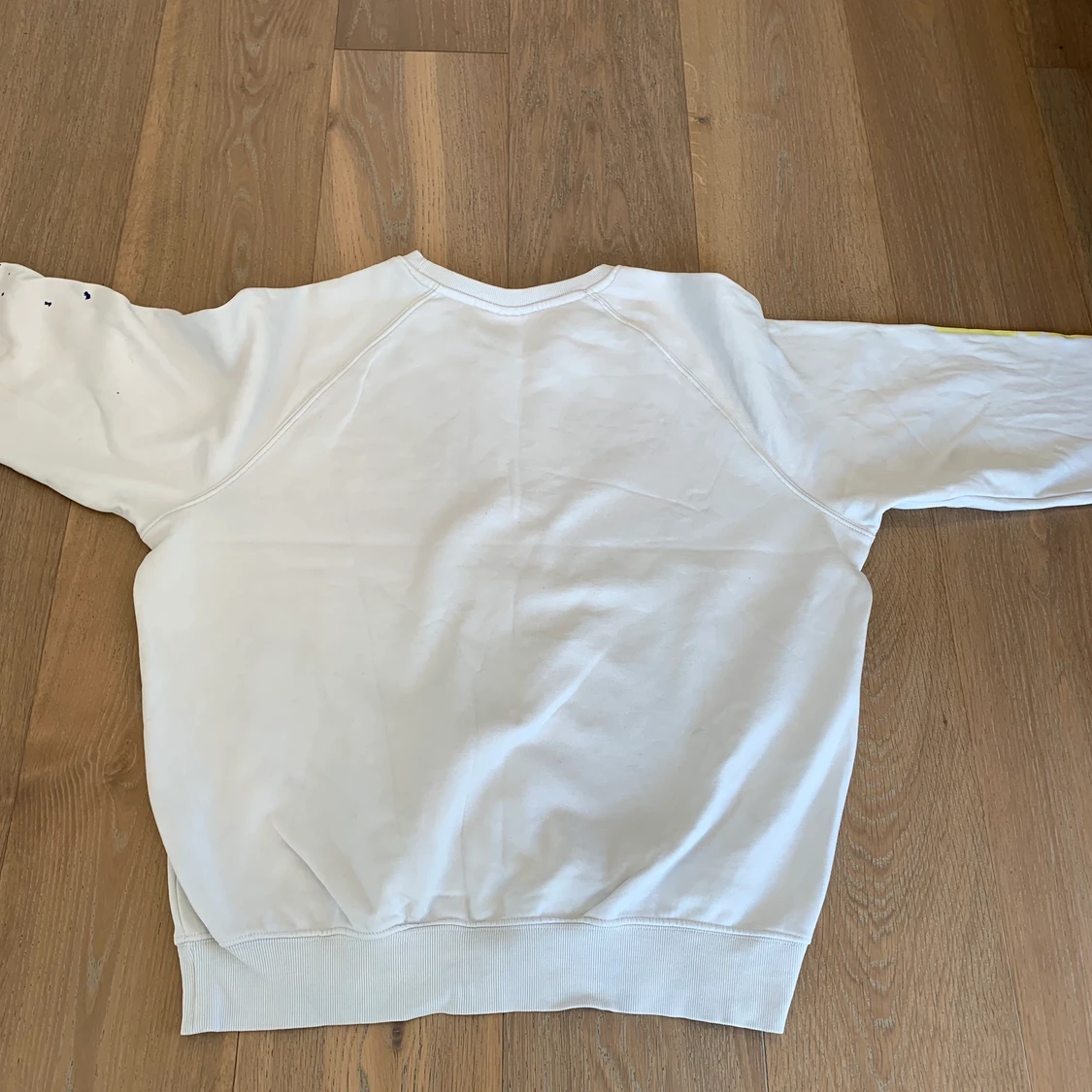 Långärmad tröja från Weekday  - 91