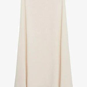 Kjol  - Säljer min vita silkes kjol ifrån & Other stories! Använd under en sommar!😊