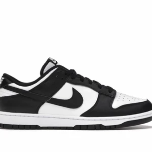Nike Dunk Black White - Nike Dunk Low Black White. Storlekar: 36.5-40.5