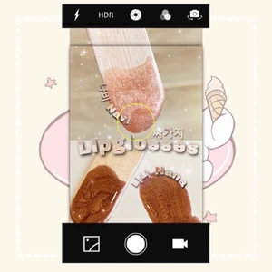 Läppglans (nya) - Läppglans finns i olika färger! Se vår instagram för mer @ ssakkaji 🌸💞