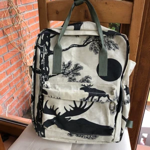 Handgjord fjällräven  - Gjort med återvunna material och mycket kärlek 