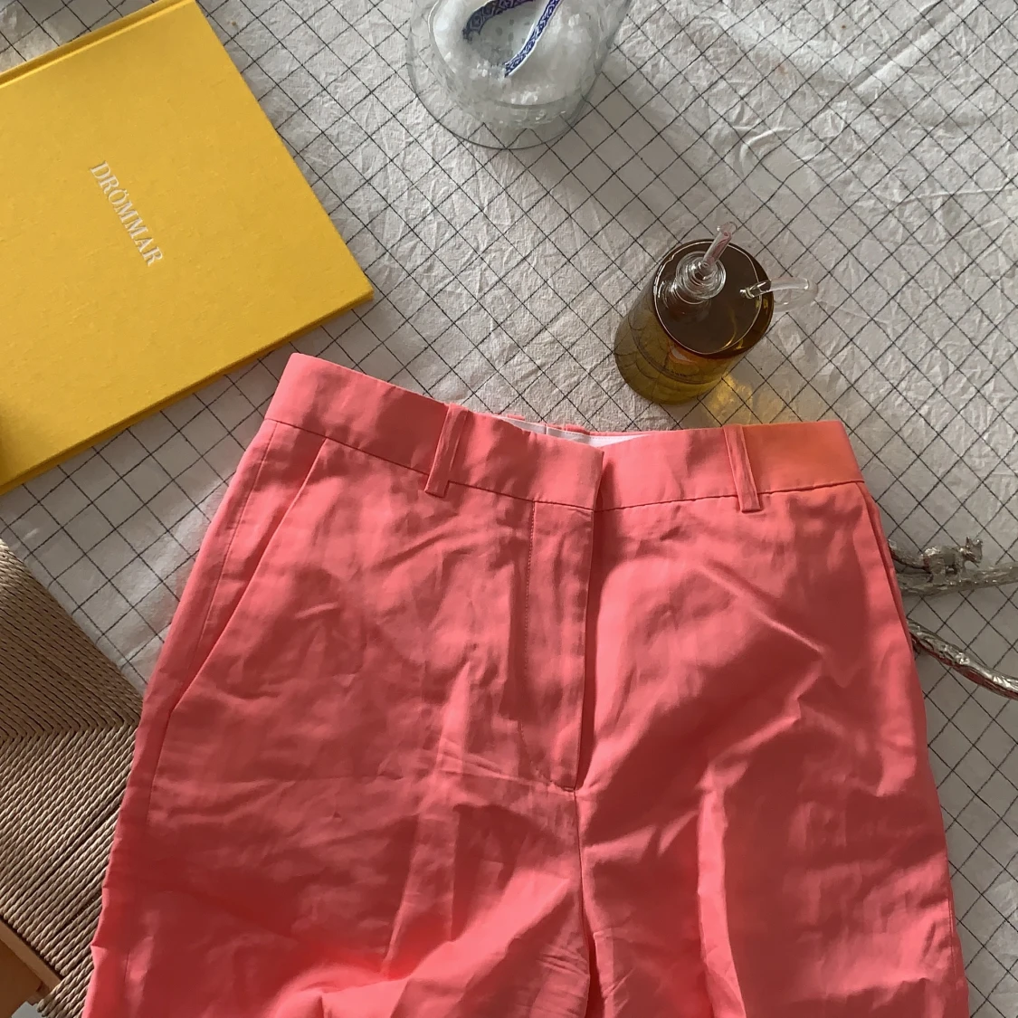 Rosa kostymshorts - 90