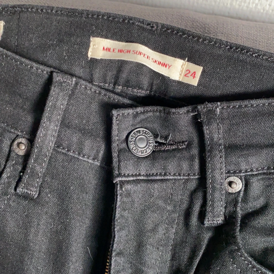 Svarta Levis - 90