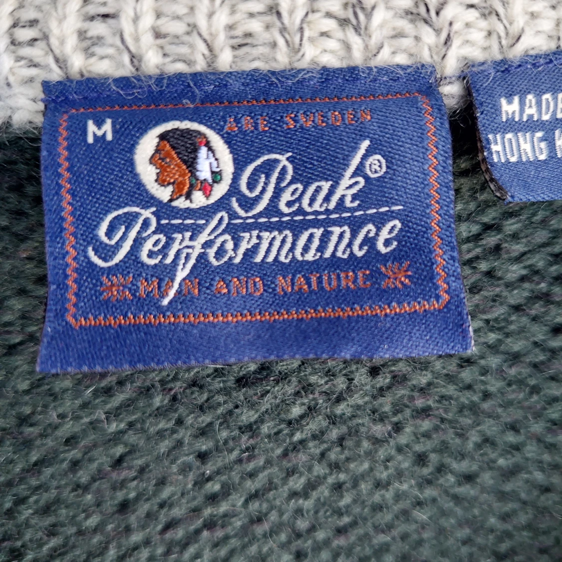 Peak Performance ull tröja storlek M  - 91