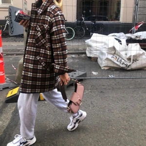 ENVII ENALDER JACKET  - NYSKICK. Knappt använd pågrund av fel storlek! Nypris : 1279kr. Mitt pris 750kr 