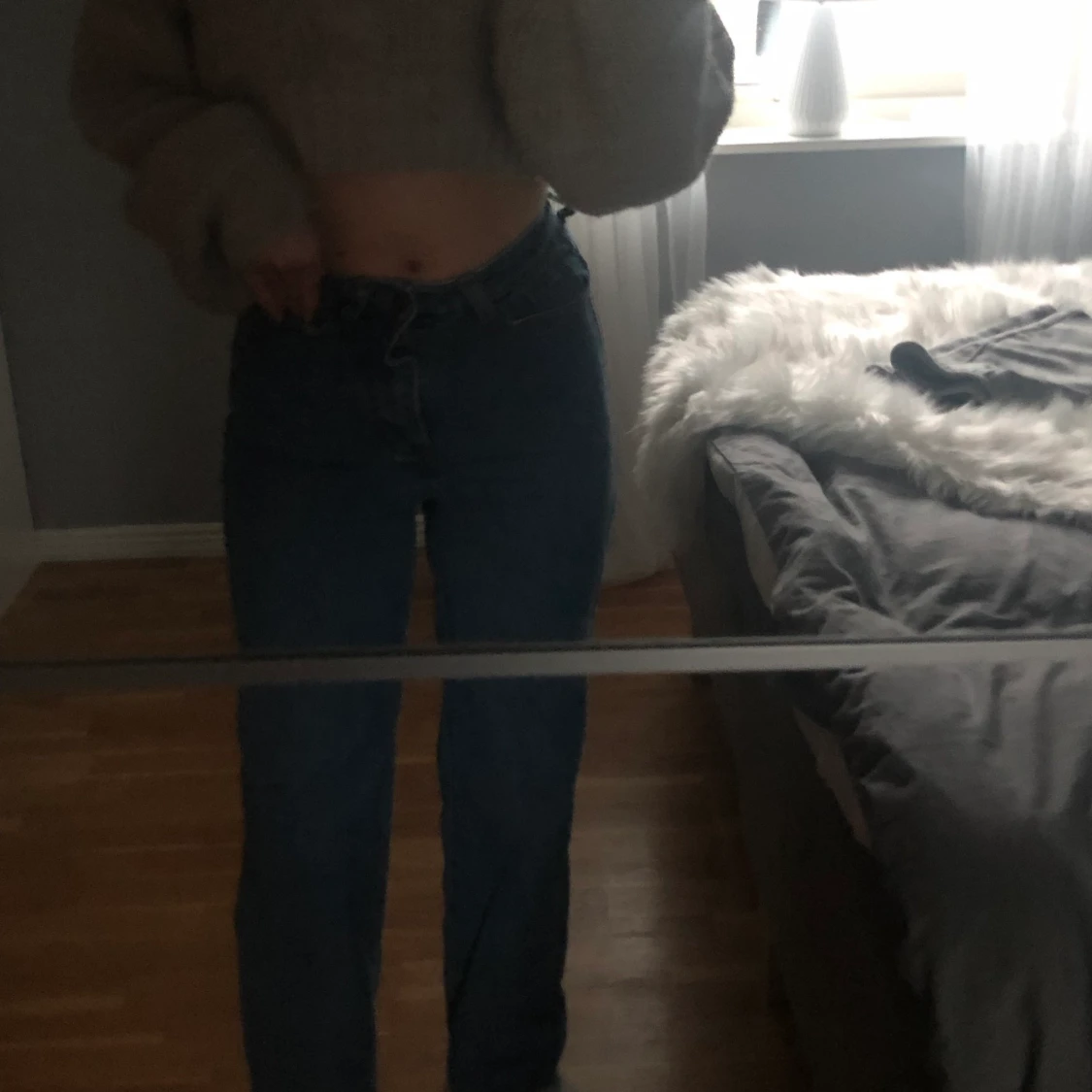 Mörkblåa straightleg jeans 