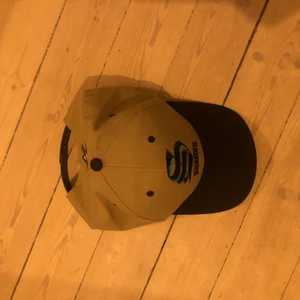 Vintage keps  - Helt ny aldrig använd. One size! 