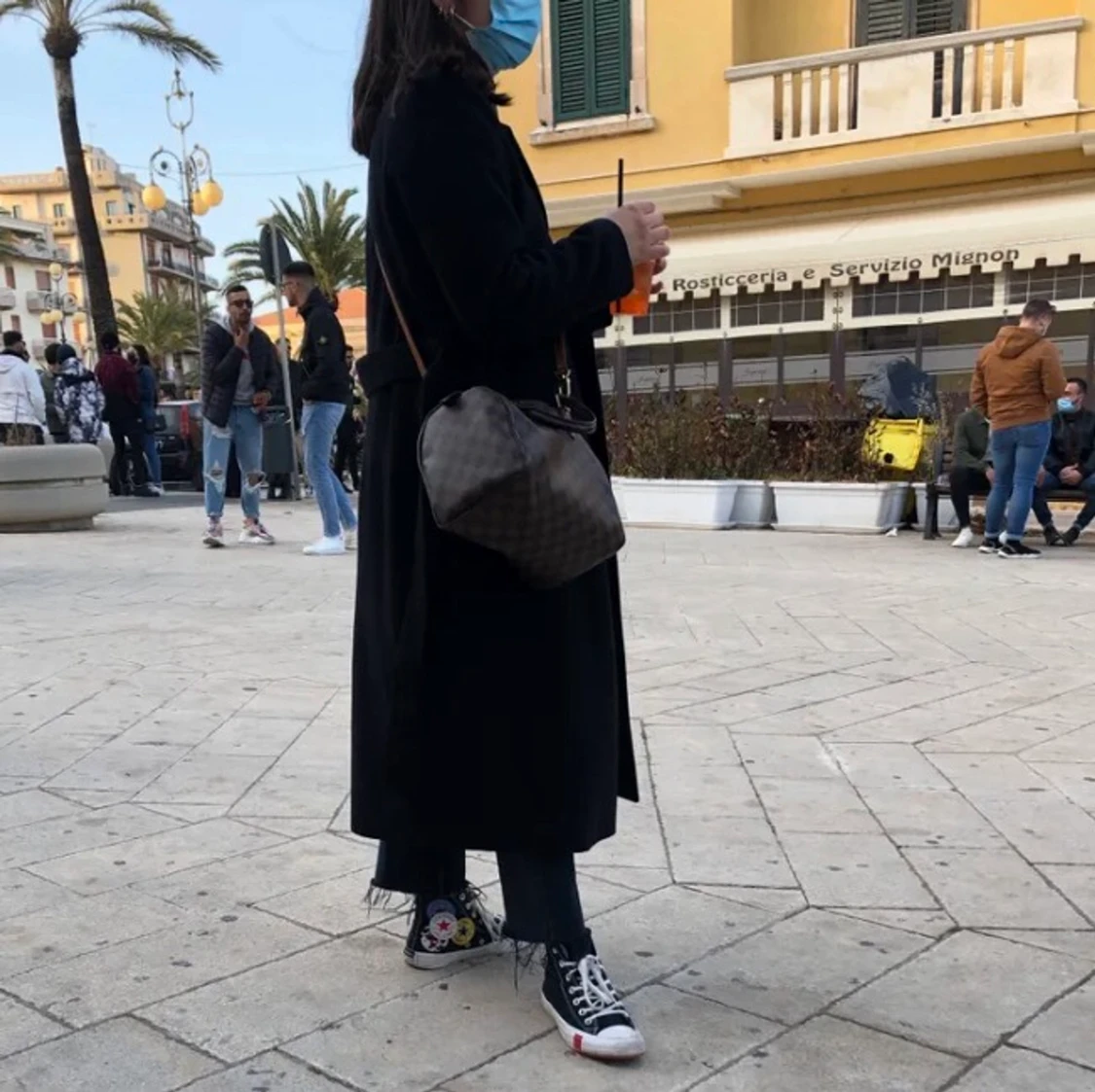 H&M Coat selling for 200 + shipping - 91