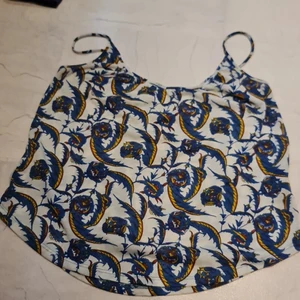 Linne - Linne i fint använt skick. 