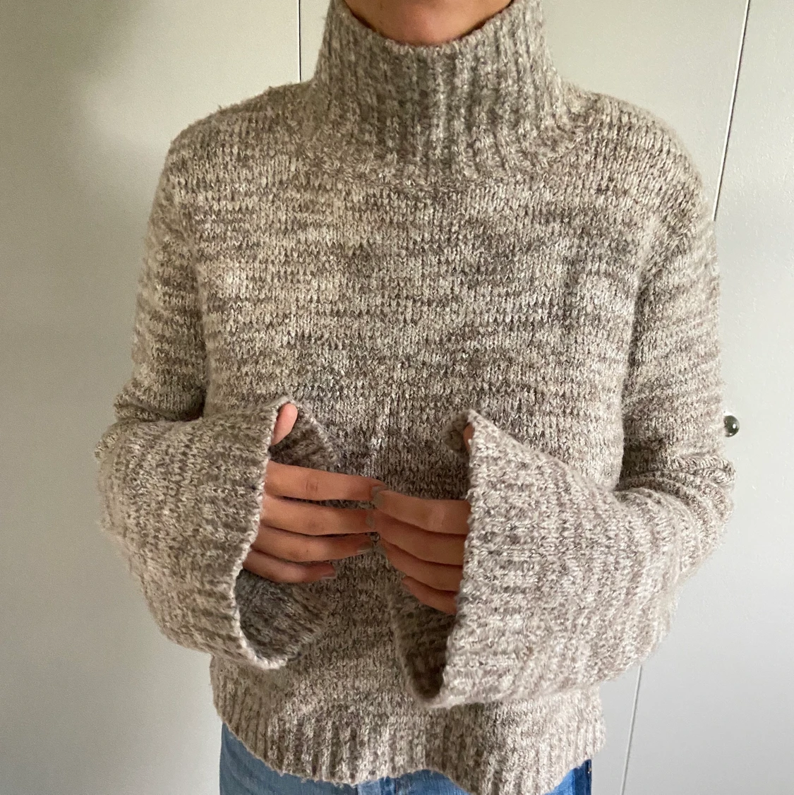 Stickad tröja med krage  - 90