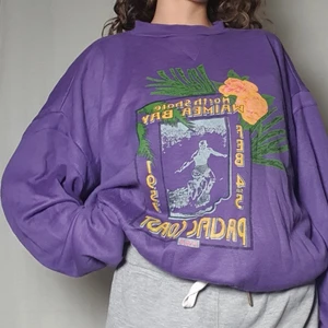 LILA SWEATSHIRT  - Fin oversize sweatshirt. Köpt secondhand❣